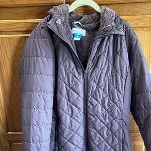 Columbia Quilted Hooded Jacket in Mauve